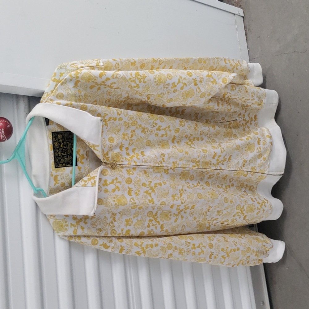 RB Royal Blue brand long sleeve sweater/shirt with zipper front.